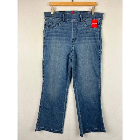 Spanx Denim Cropped Kick Flare Pant 28" Inseam Jeans Blue 20541R Women's Size XL - Picture 1 of 11